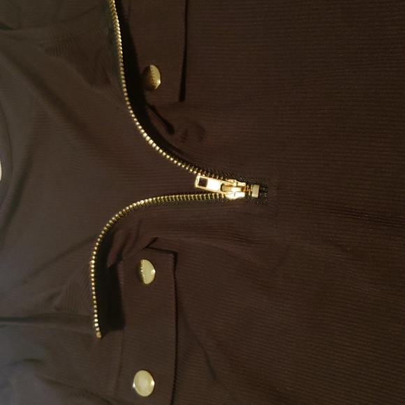 ♥️New boutique Ribbed zipper top - Picture 7 of 10